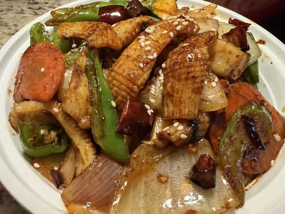 Pan-Fried Calamari 干煸鱿鱼